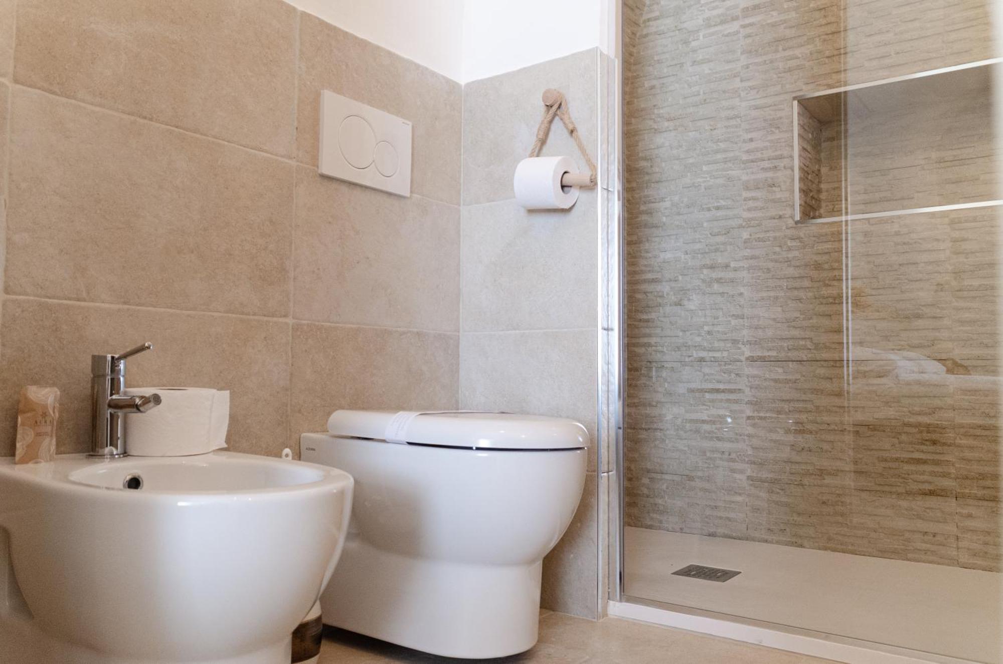 Aca Suite Luxury With Jacuzzi Adelfia Εξωτερικό φωτογραφία